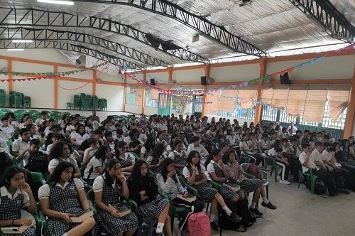 estudiantes-centro-social