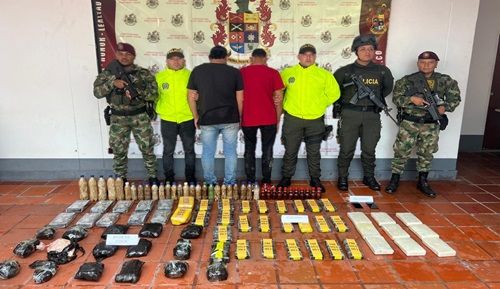 Captured in Arauca had been topics transporting a number of kilos of cocaine and bazooka – information