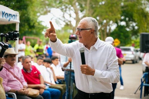 MINISTRO DE SALUD EN YOPAL