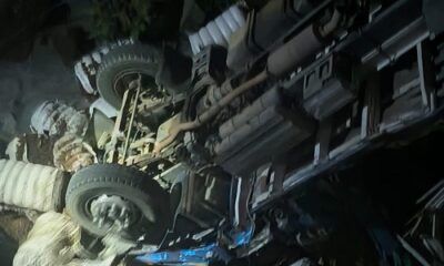 CAMIÓN ACCIDENTADO